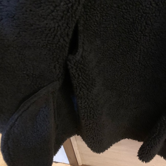 Michael Kors Black Vest Elegant Outerwear - Picture 6 of 6